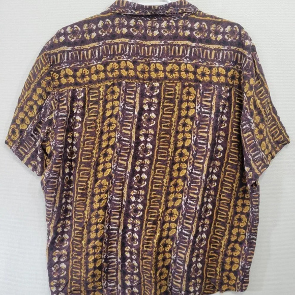 Studio A Women’s Floral Silk Button Down Size 2X - Picture 8 of 10